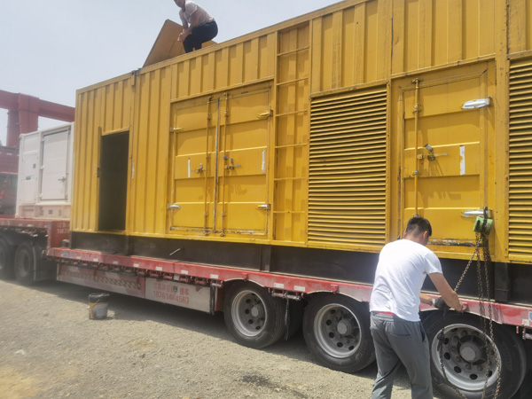 长汀除了负载情况和发动机维护，还有哪些因素会影响 200kw 柴油发电机的油耗？
