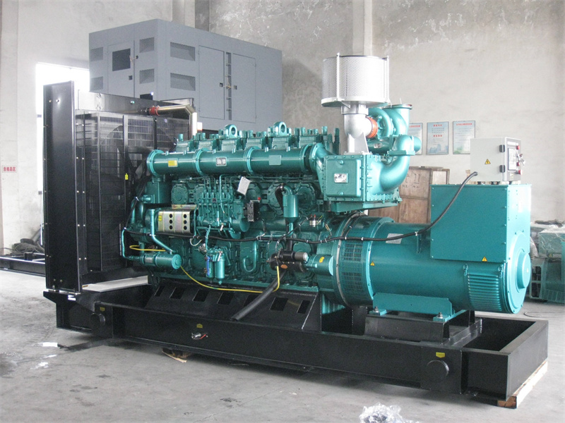 长汀200KW 柴油发电机的油耗是多少?
